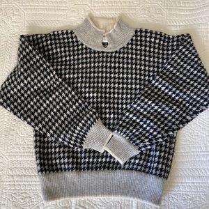 Lambswool angora blend Liz Claiborne houndstooth sweater (vintage?)